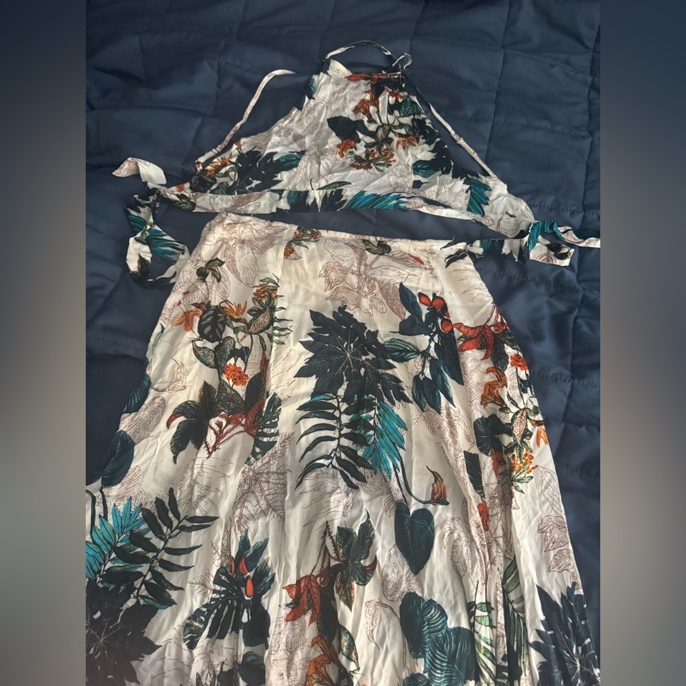 Aakaa Tropical Print Two Piece Set